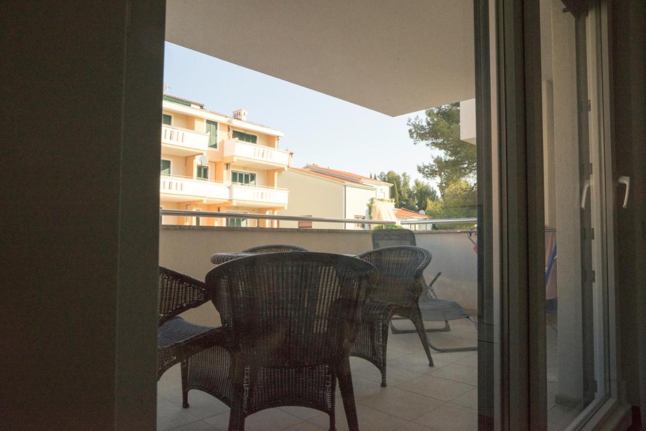 Helena Apartment Premantura Exterior photo